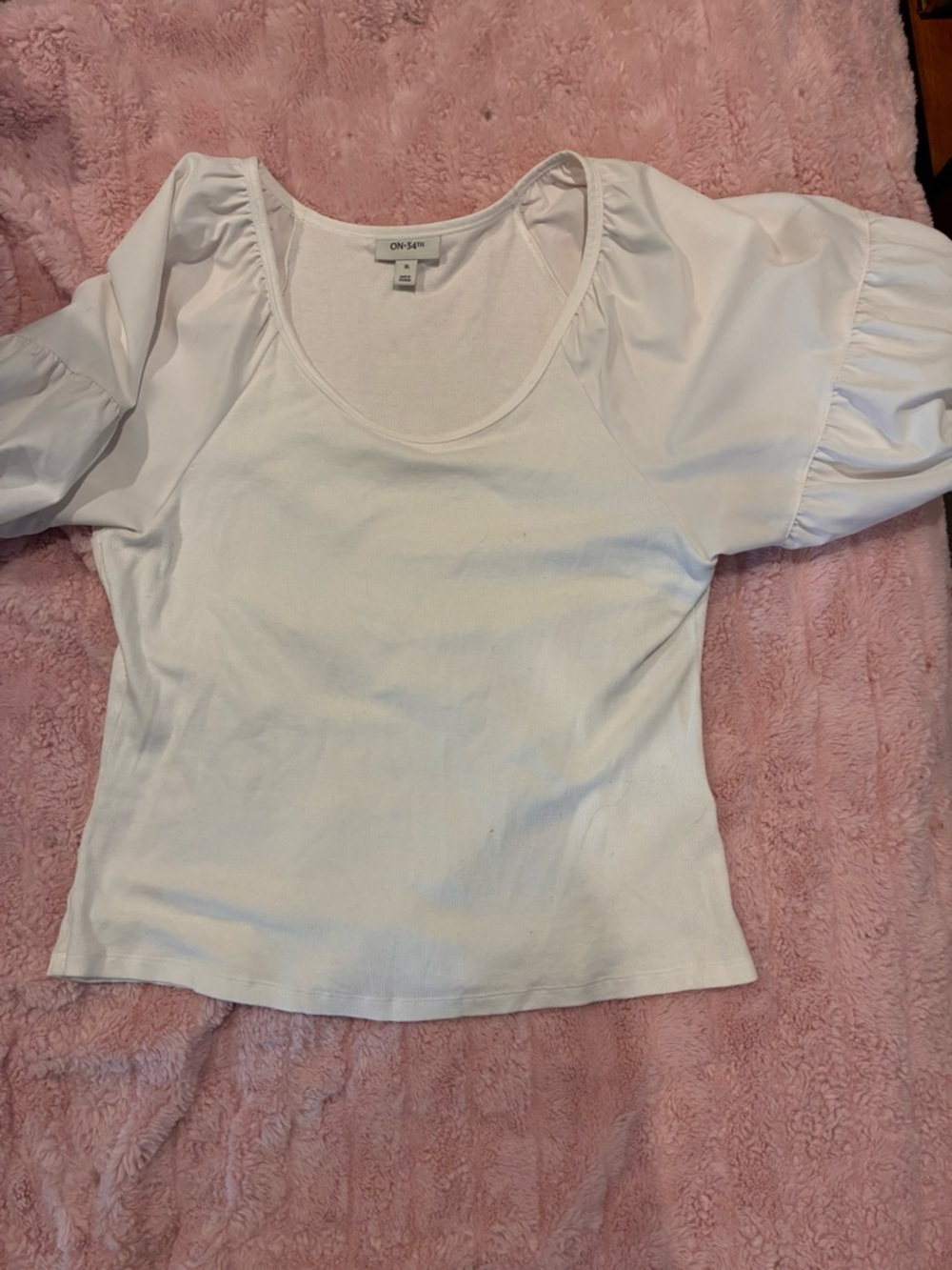ON 5th White Puff Sleeve Scoop Neck Tee